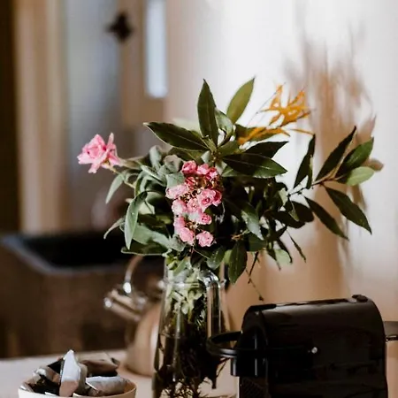 La Corte Di Lu Rocca D'Arazzo