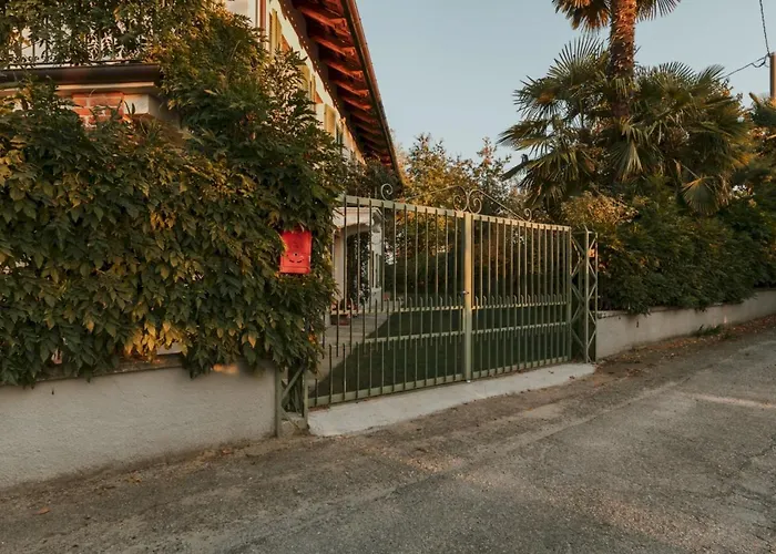 بيت للعطل La Corte Di Lu Rocca D'Arazzo