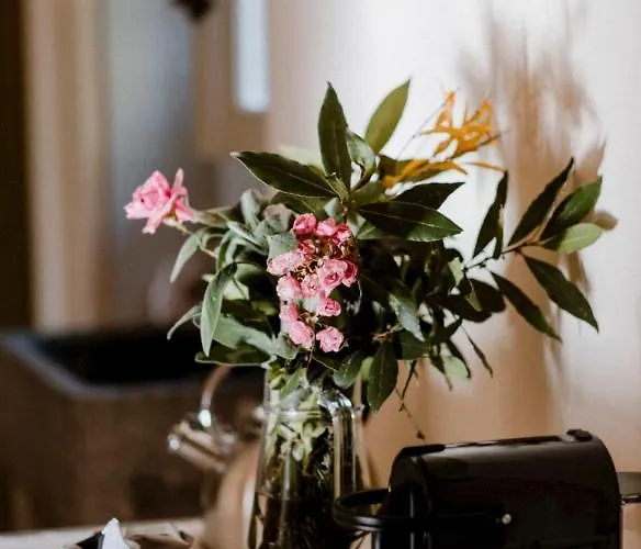 La Corte Di Lu Rocca D'Arazzo